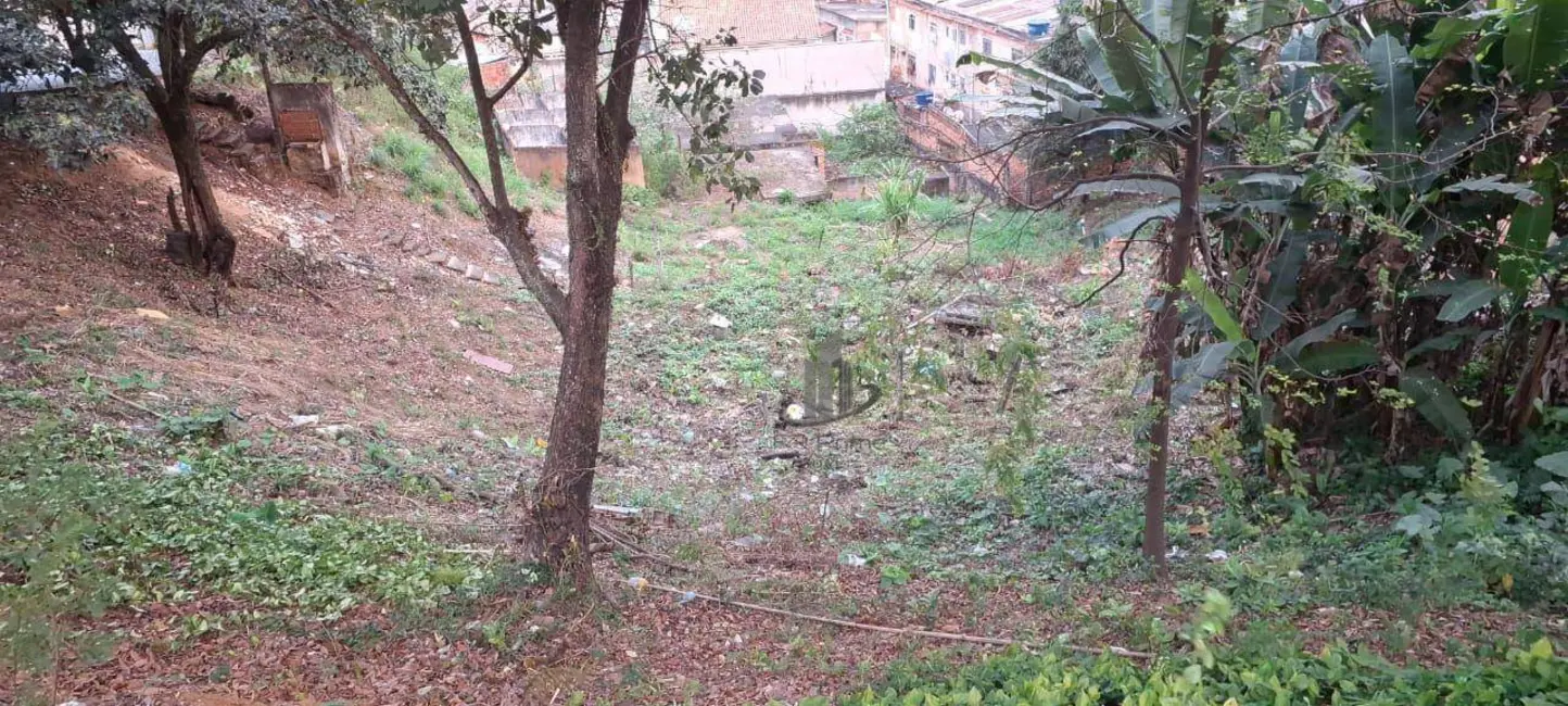 Terreno / Lote à venda, 1016m2 em São Lucas, Volta Redonda - RJ - imagem 8 Foto 8 de Terreno / Lote à venda, 1016m2 em São Lucas, Volta Redonda - RJ