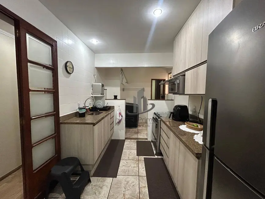 Apartamento com 4 quartos à venda, 145m2 em Centro, Barra Mansa - RJ - imagem 2 Foto 2 de Apartamento com 4 quartos à venda, 145m2 em Centro, Barra Mansa - RJ