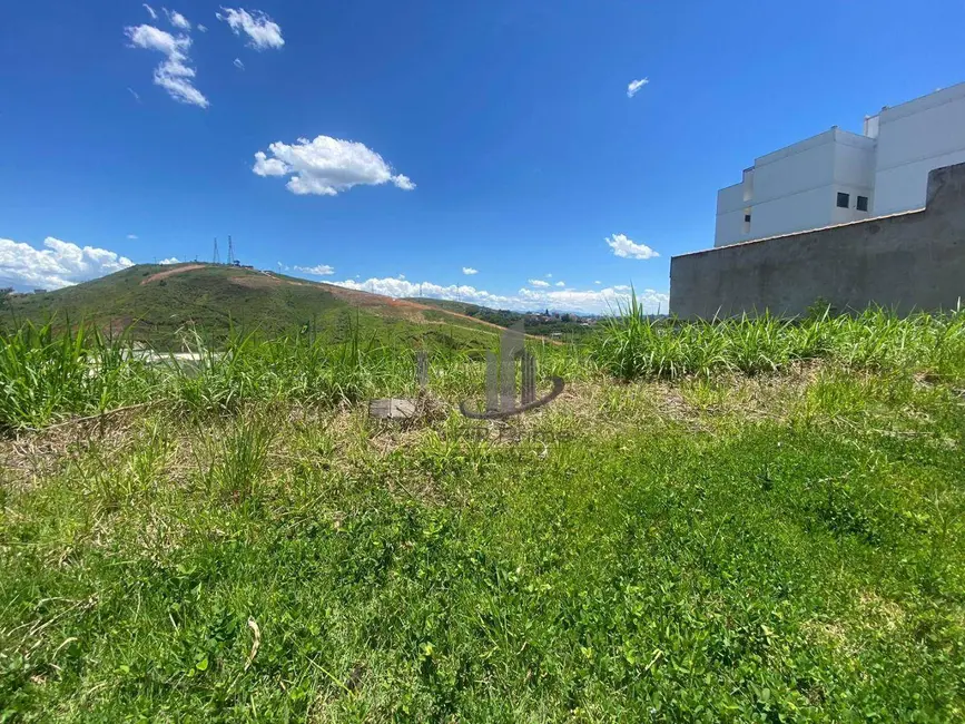 Terreno / Lote à venda, 300m2 em São Geraldo, Volta Redonda - RJ - imagem 3 Foto 3 de Terreno / Lote à venda, 300m2 em São Geraldo, Volta Redonda - RJ
