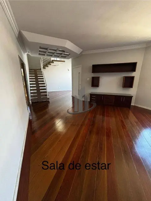 Foto 2 de Casa com 3 quartos à venda, 200m2 em Barra Do Pirai - RJ