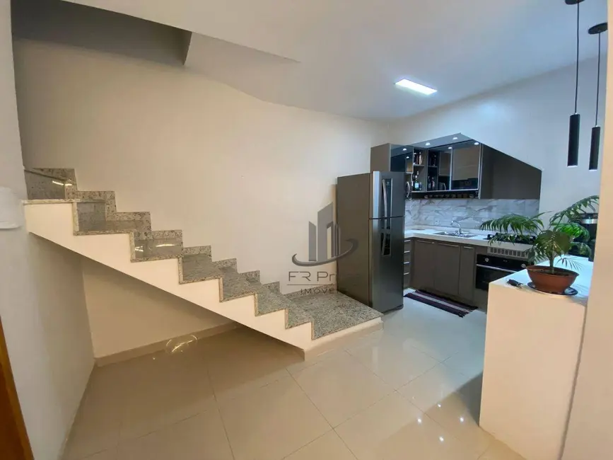 Foto 6 de Casa com 2 quartos à venda, 100m2 em Água Limpa, Volta Redonda - RJ