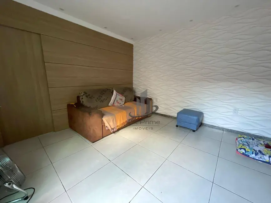 Foto 2 de Casa de Condomínio com 3 quartos à venda, 180m2 em Barreira Cravo, Volta Redonda - RJ