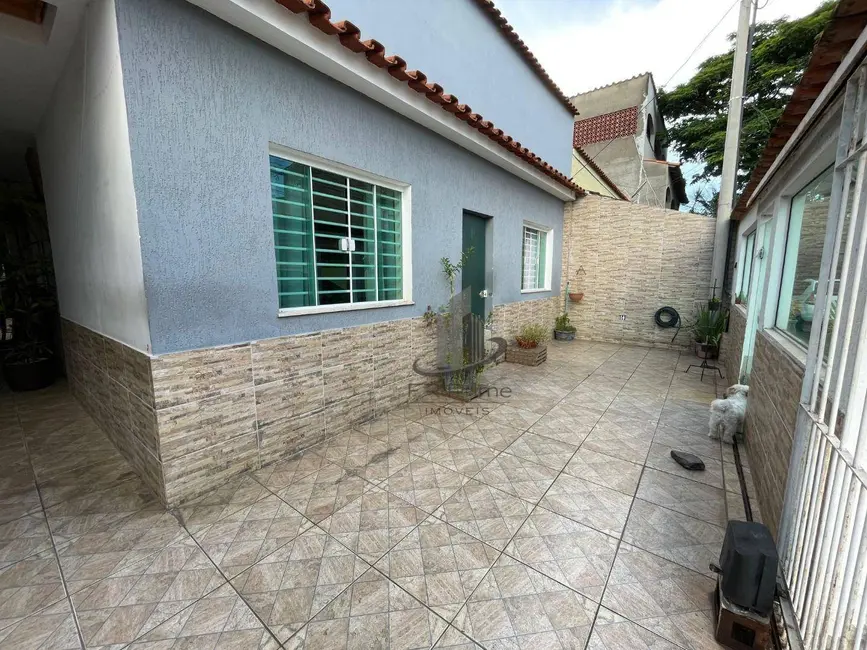 Foto 1 de Casa de Condomínio com 3 quartos à venda, 180m2 em Barreira Cravo, Volta Redonda - RJ