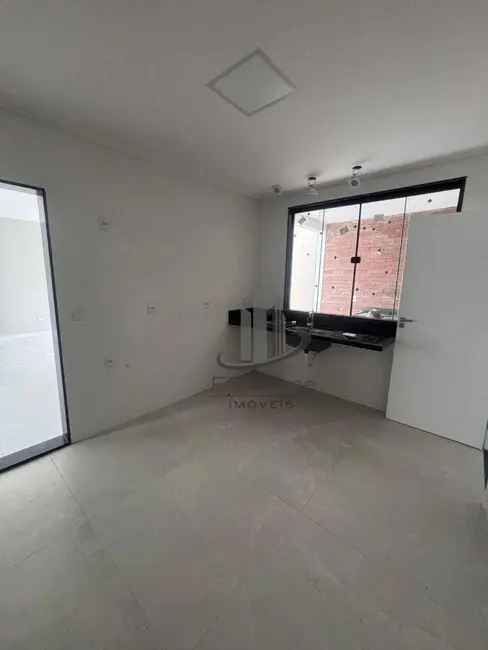 Casa com 3 quartos à venda, 140m2 em Volta Redonda - RJ - imagem 5 Foto 5 de Casa com 3 quartos à venda, 140m2 em Volta Redonda - RJ