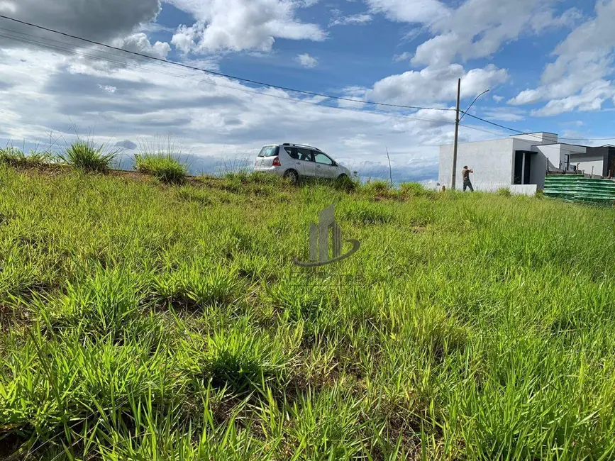 Terreno / Lote à venda, 257m2 em Vila Rica, Volta Redonda - RJ - imagem 1 Foto 1 de Terreno / Lote à venda, 257m2 em Vila Rica, Volta Redonda - RJ