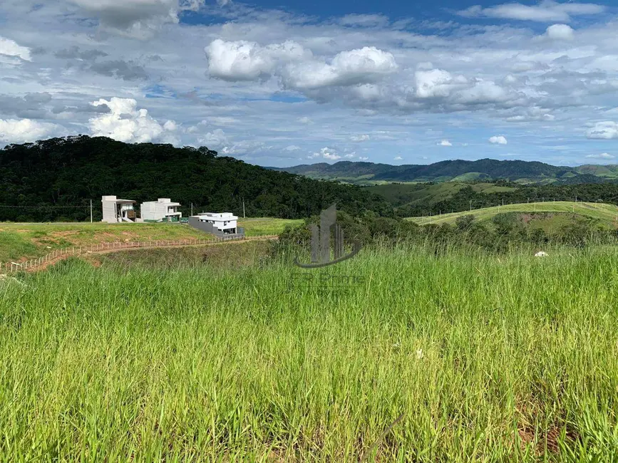 Terreno / Lote à venda, 257m2 em Vila Rica, Volta Redonda - RJ - imagem 8 Foto 8 de Terreno / Lote à venda, 257m2 em Vila Rica, Volta Redonda - RJ