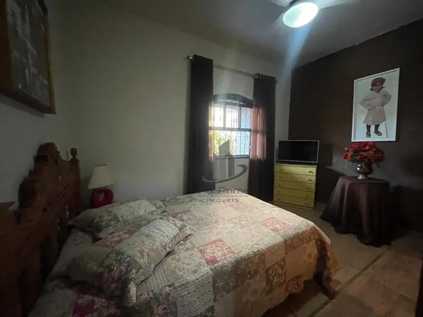 Casa de Condomínio com 2 quartos à venda, 270m2 em Jardim Amália, Volta Redonda - RJ - imagem 6 Foto 6 de Casa de Condomínio com 2 quartos à venda, 270m2 em Jardim Amália, Volta Redonda - RJ