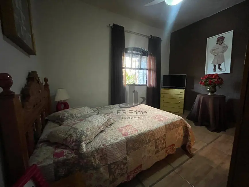 Casa de Condomínio com 2 quartos à venda, 270m2 em Jardim Amália, Volta Redonda - RJ - imagem 7 Foto 7 de Casa de Condomínio com 2 quartos à venda, 270m2 em Jardim Amália, Volta Redonda - RJ