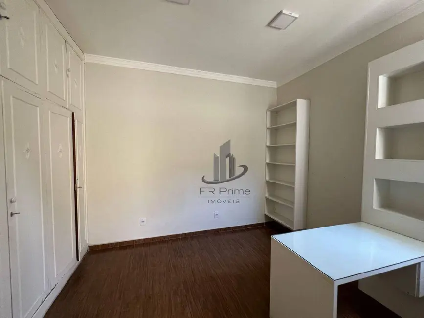 Casa de Condomínio à venda, 280m2 em Vila Santa Cecília, Volta Redonda - RJ - imagem 5 Foto 5 de Casa de Condomínio à venda, 280m2 em Vila Santa Cecília, Volta Redonda - RJ