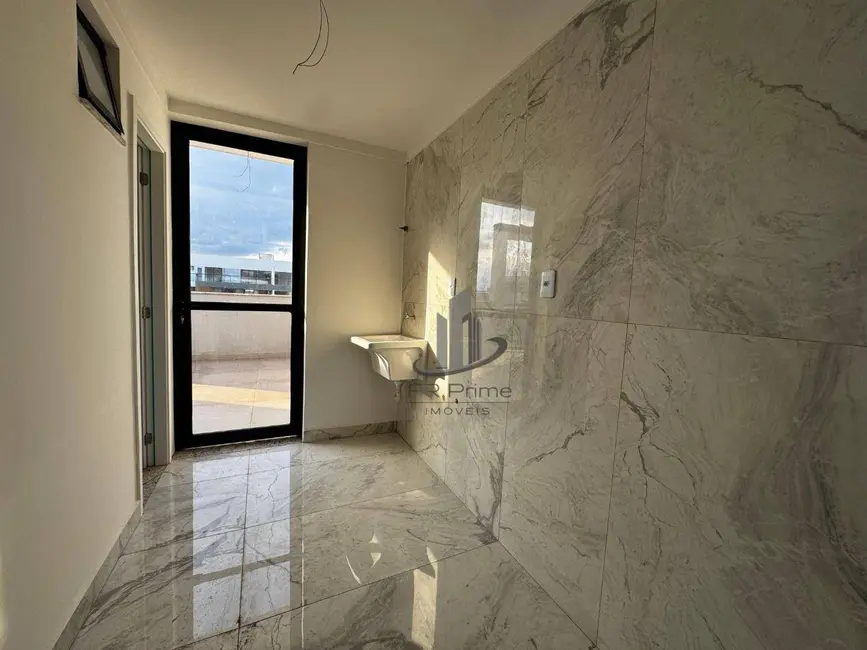 Cobertura com 3 quartos à venda, 120m2 em Jardim Amália, Volta Redonda - RJ - imagem 6 Foto 6 de Cobertura com 3 quartos à venda, 120m2 em Jardim Amália, Volta Redonda - RJ