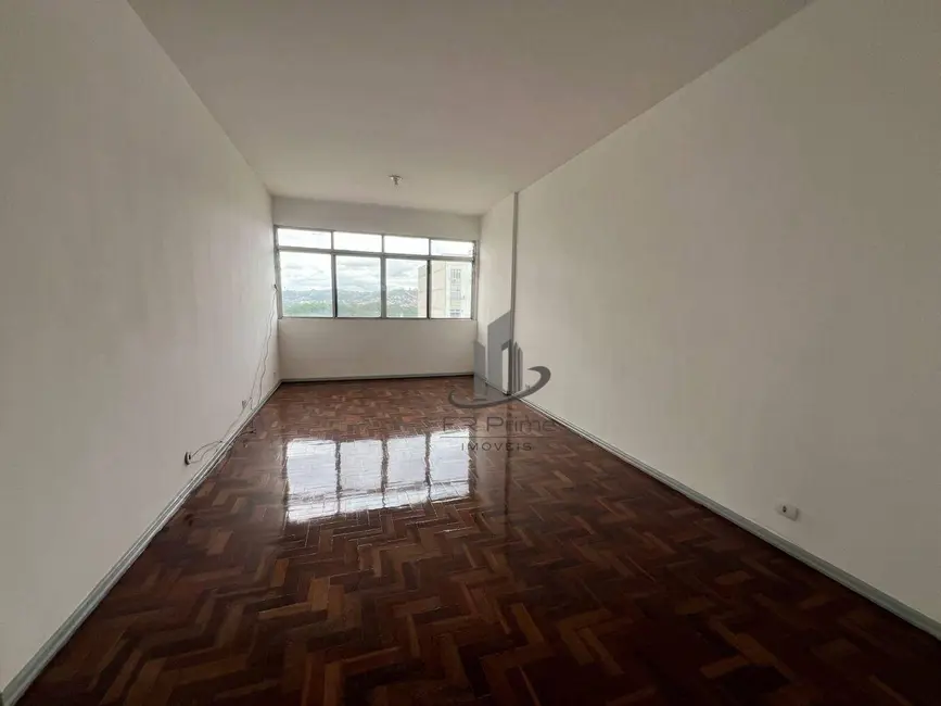 Foto 1 de Apartamento com 3 quartos para alugar, 125m2 em Aterrado, Volta Redonda - RJ