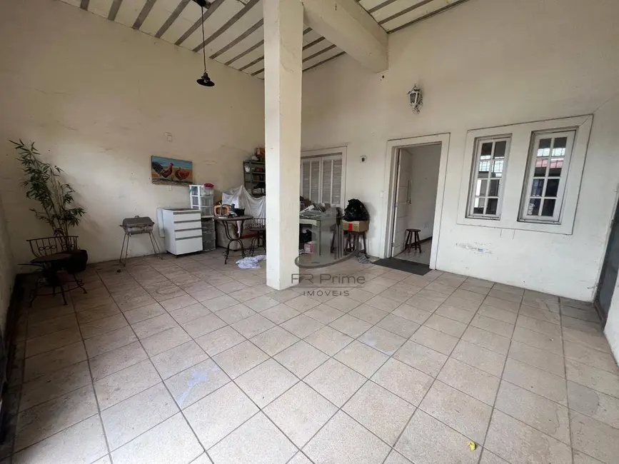Casa de Condomínio com 2 quartos à venda, 360m2 em Monte Castelo, Volta Redonda - RJ - imagem 9 Foto 9 de Casa de Condomínio com 2 quartos à venda, 360m2 em Monte Castelo, Volta Redonda - RJ
