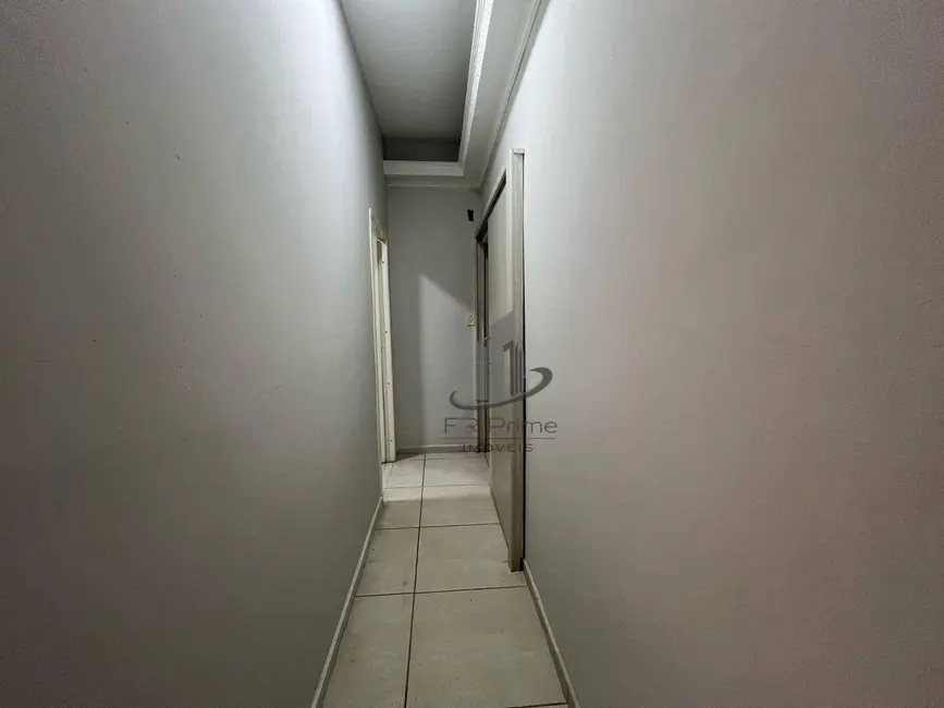 Foto 5 de Casa de Condomínio com 4 quartos para alugar, 130m2 em Aterrado, Volta Redonda - RJ
