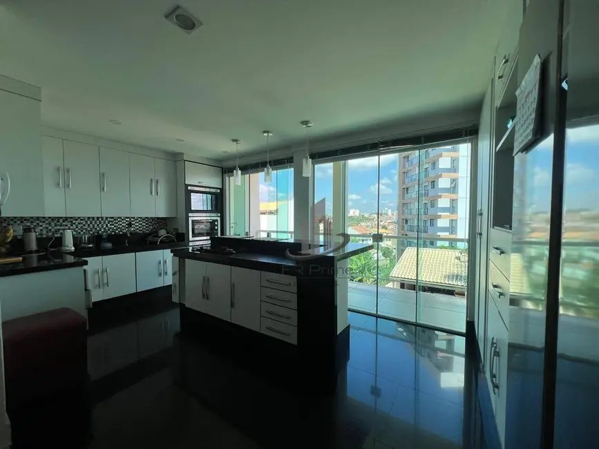 Casa de Condomínio com 3 quartos à venda, 569m2 em Jardim Normandia, Volta Redonda - RJ - imagem 6 Foto 6 de Casa de Condomínio com 3 quartos à venda, 569m2 em Jardim Normandia, Volta Redonda - RJ