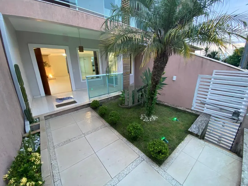 Foto 1 de Casa de Condomínio com 3 quartos à venda, 569m2 em Jardim Normandia, Volta Redonda - RJ