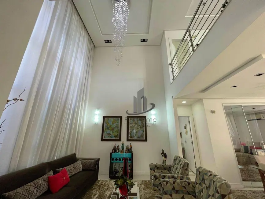 Casa com 5 quartos à venda, 672m2 em Jardim Normandia, Volta Redonda - RJ - imagem 4 Foto 4 de Casa com 5 quartos à venda, 672m2 em Jardim Normandia, Volta Redonda - RJ