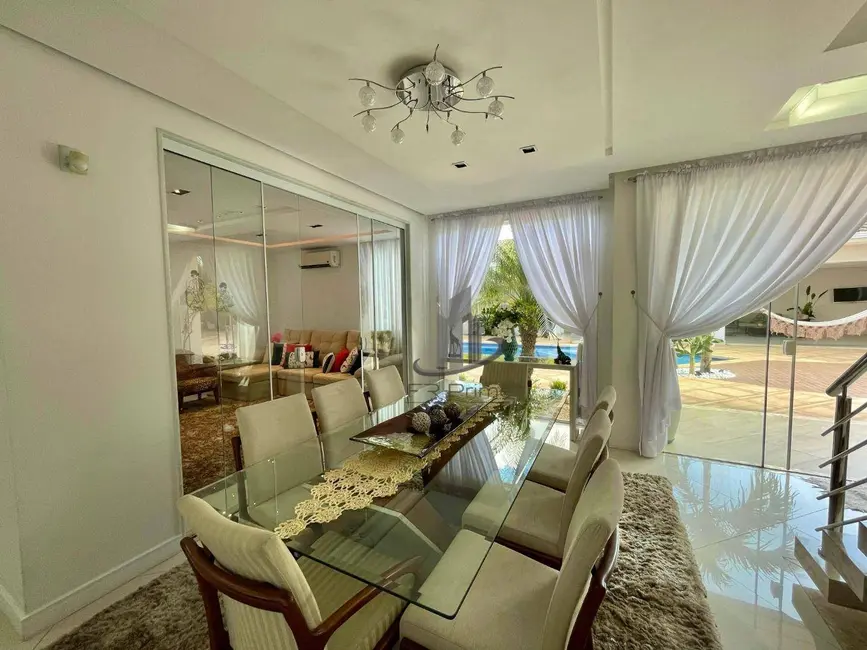 Casa com 5 quartos à venda, 672m2 em Jardim Normandia, Volta Redonda - RJ - imagem 9 Foto 9 de Casa com 5 quartos à venda, 672m2 em Jardim Normandia, Volta Redonda - RJ
