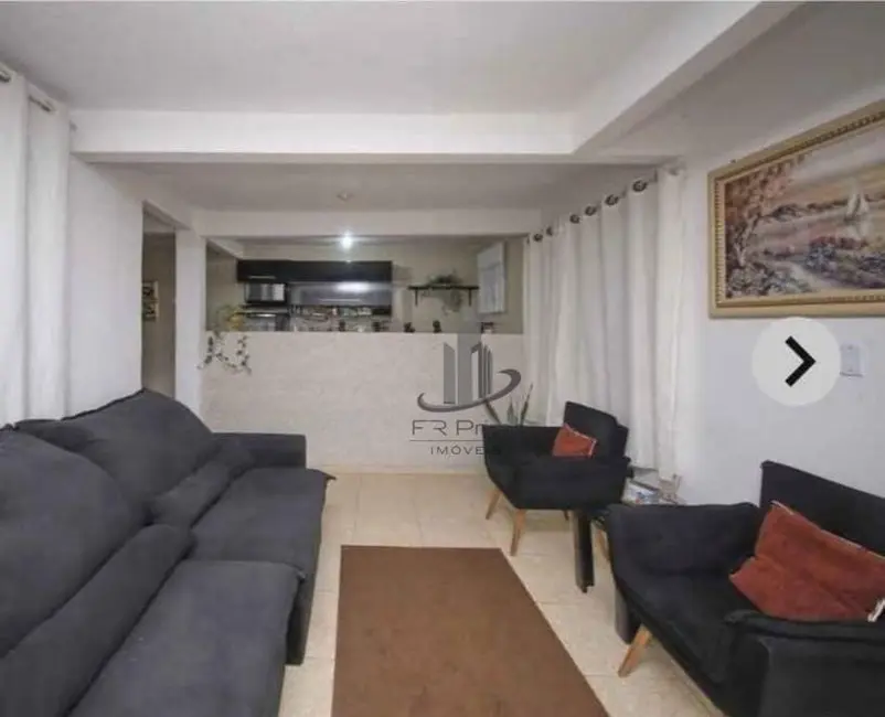 Casa de Condomínio com 3 quartos à venda, 195m2 em Bom Jesus, Volta Redonda - RJ - imagem 4 Foto 4 de Casa de Condomínio com 3 quartos à venda, 195m2 em Bom Jesus, Volta Redonda - RJ