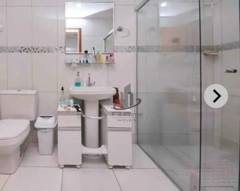 Casa de Condomínio com 3 quartos à venda, 195m2 em Bom Jesus, Volta Redonda - RJ - imagem 8 Foto 8 de Casa de Condomínio com 3 quartos à venda, 195m2 em Bom Jesus, Volta Redonda - RJ