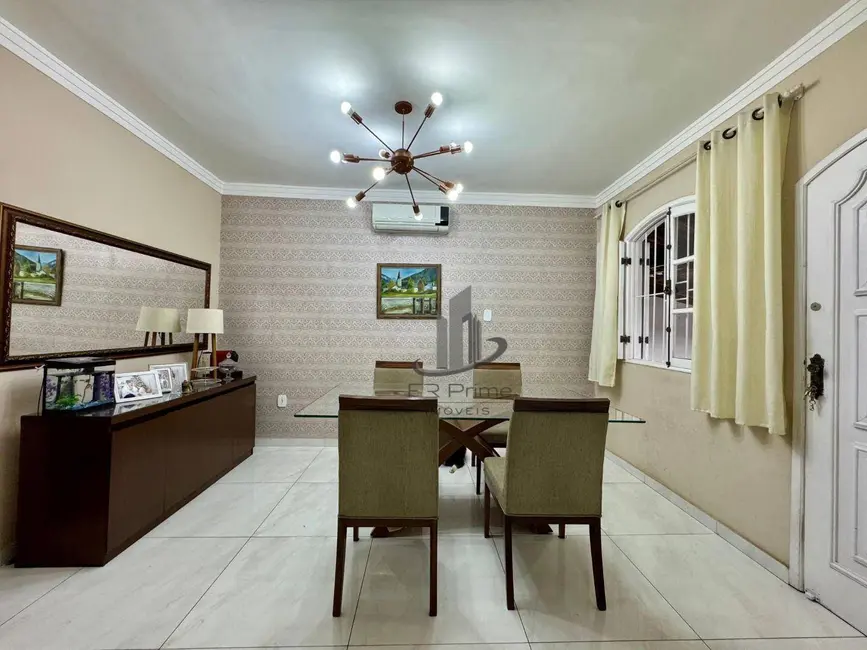 Casa com 2 quartos à venda, 152m2 em Vila Santa Cecília, Volta Redonda - RJ - imagem 3 Foto 3 de Casa com 2 quartos à venda, 152m2 em Vila Santa Cecília, Volta Redonda - RJ