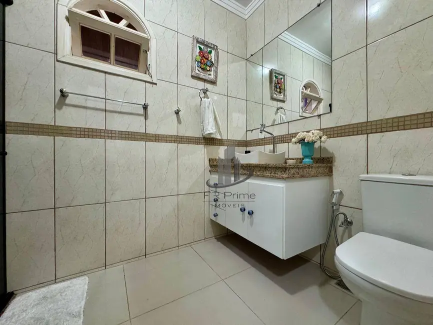 Casa com 2 quartos à venda, 152m2 em Vila Santa Cecília, Volta Redonda - RJ - imagem 8 Foto 8 de Casa com 2 quartos à venda, 152m2 em Vila Santa Cecília, Volta Redonda - RJ