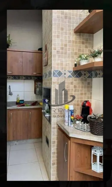 Casa com 2 quartos à venda, 180m2 em Jardim Veneza, Volta Redonda - RJ - imagem 8 Foto 8 de Casa com 2 quartos à venda, 180m2 em Jardim Veneza, Volta Redonda - RJ