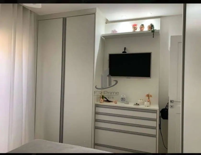 Casa com 2 quartos à venda, 180m2 em Jardim Veneza, Volta Redonda - RJ - imagem 5 Foto 5 de Casa com 2 quartos à venda, 180m2 em Jardim Veneza, Volta Redonda - RJ