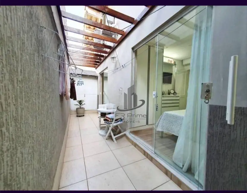 Casa com 2 quartos à venda, 180m2 em Jardim Veneza, Volta Redonda - RJ - imagem 6 Foto 6 de Casa com 2 quartos à venda, 180m2 em Jardim Veneza, Volta Redonda - RJ