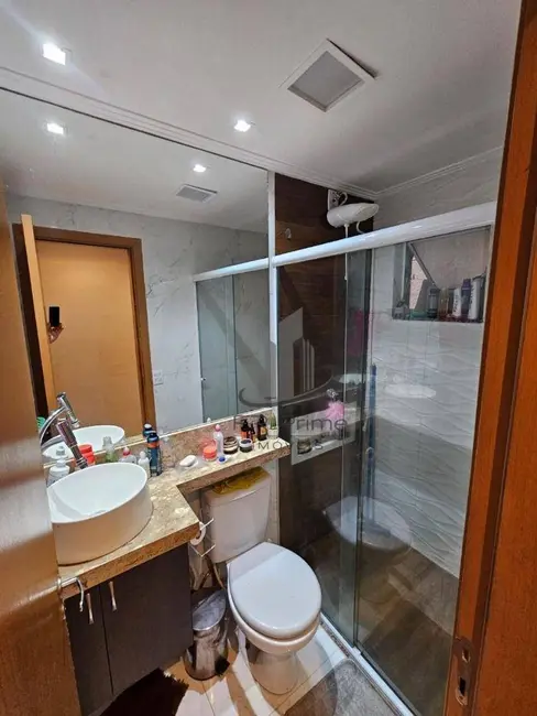 Apartamento com 2 quartos à venda, 52m2 em Retiro, Volta Redonda - RJ - imagem 8 Foto 8 de Apartamento com 2 quartos à venda, 52m2 em Retiro, Volta Redonda - RJ