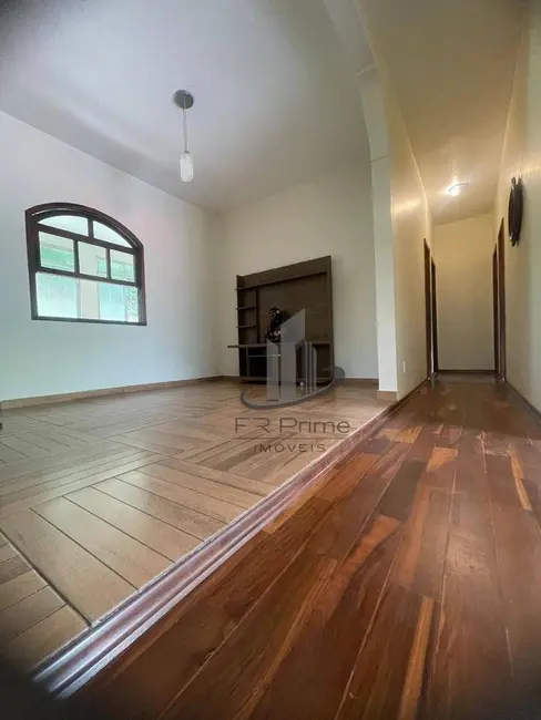 Apartamento com 4 quartos à venda, 158m2 em Sessenta, Volta Redonda - RJ - imagem 4 Foto 4 de Apartamento com 4 quartos à venda, 158m2 em Sessenta, Volta Redonda - RJ