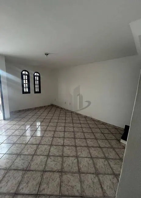 Foto 1 de Casa com 3 quartos à venda, 120m2 em Jardim Amália, Volta Redonda - RJ