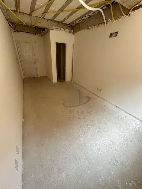 Sala Comercial à venda, 20m2 em Aterrado, Volta Redonda - RJ - imagem 4 Foto 4 de Sala Comercial à venda, 20m2 em Aterrado, Volta Redonda - RJ