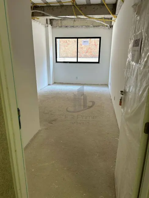 Sala Comercial à venda, 20m2 em Aterrado, Volta Redonda - RJ - imagem 6 Foto 6 de Sala Comercial à venda, 20m2 em Aterrado, Volta Redonda - RJ