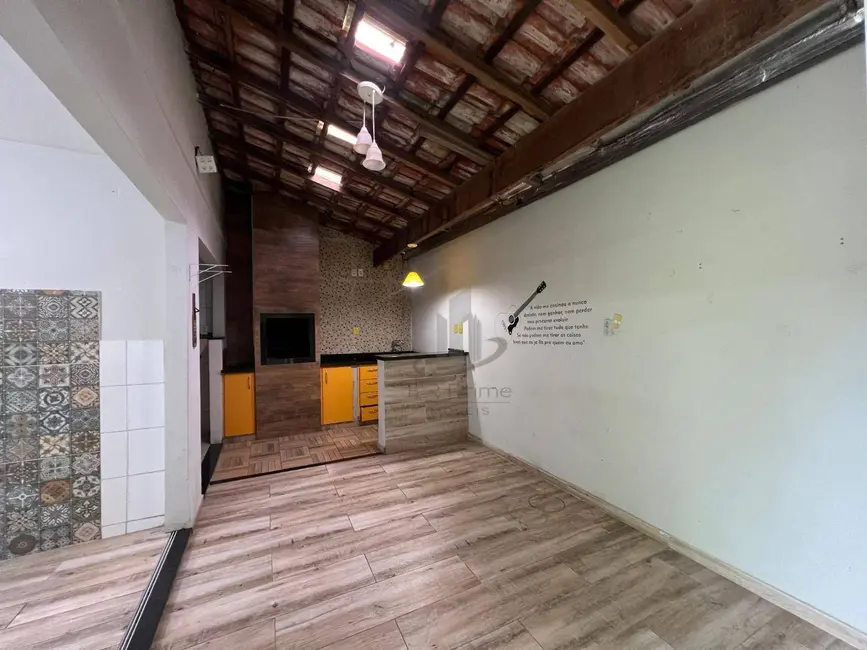 Foto 7 de Casa com 3 quartos à venda, 130m2 em Jardim Vila Rica - Tiradentes, Volta Redonda - RJ