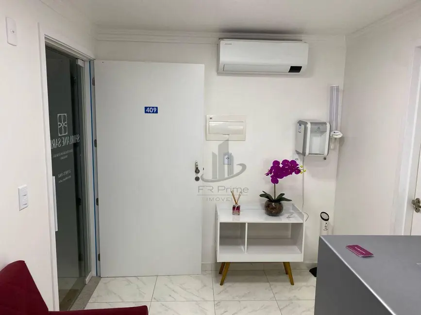 Sala Comercial à venda, 35m2 em Laranjal, Volta Redonda - RJ - imagem 4 Foto 4 de Sala Comercial à venda, 35m2 em Laranjal, Volta Redonda - RJ