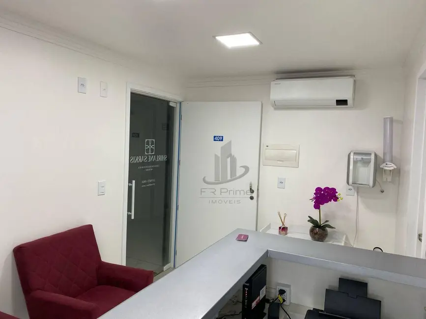 Sala Comercial à venda, 35m2 em Laranjal, Volta Redonda - RJ - imagem 5 Foto 5 de Sala Comercial à venda, 35m2 em Laranjal, Volta Redonda - RJ