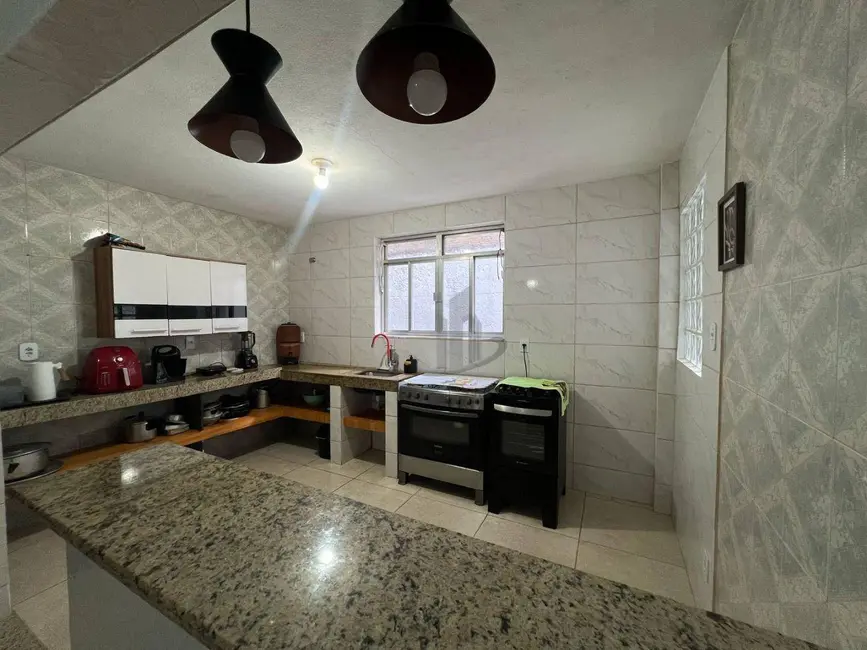 Foto 2 de Casa de Condomínio com 3 quartos para alugar, 153m2 em Jardim Belvedere, Volta Redonda - RJ