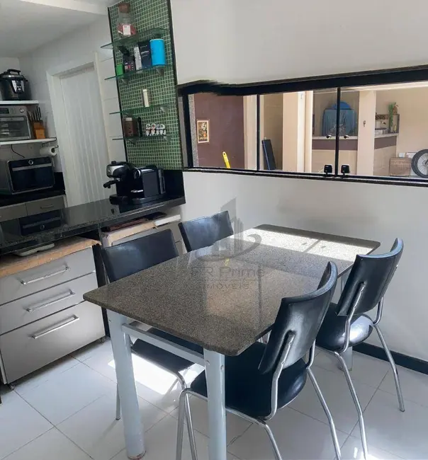 Casa de Condomínio com 3 quartos à venda, 360m2 em Siderópolis, Volta Redonda - RJ - imagem 4 Foto 4 de Casa de Condomínio com 3 quartos à venda, 360m2 em Siderópolis, Volta Redonda - RJ