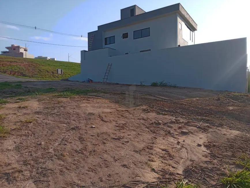Terreno / Lote à venda, 242m2 em Casa de Pedra, Volta Redonda - RJ - imagem 3 Foto 3 de Terreno / Lote à venda, 242m2 em Casa de Pedra, Volta Redonda - RJ