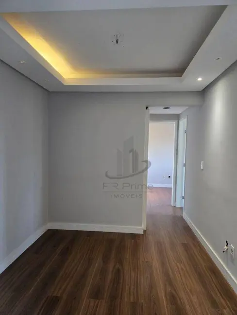 Foto 2 de Apartamento com 2 quartos à venda, 49m2 em Volta Redonda - RJ