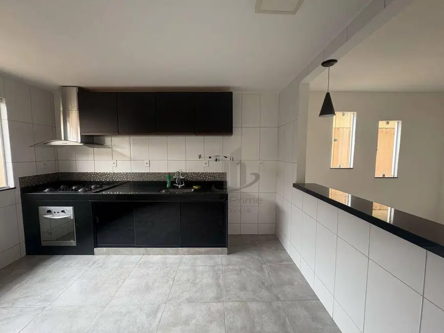 Foto 2 de Casa de Condomínio com 5 quartos à venda e para alugar, 150m2 em Barra Do Pirai - RJ