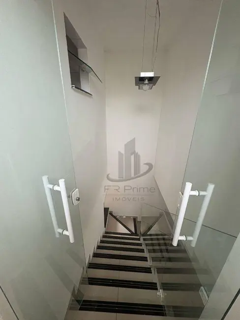 Casa de Condomínio com 5 quartos à venda, 150m2 em Barra Do Pirai - RJ - imagem 4 Foto 4 de Casa de Condomínio com 5 quartos à venda, 150m2 em Barra Do Pirai - RJ