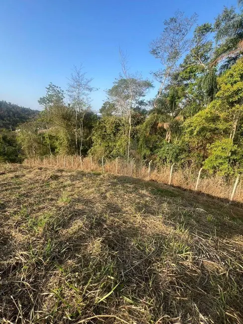 Foto 1 de Terreno / Lote à venda, 301m2 em Casa de Pedra, Volta Redonda - RJ