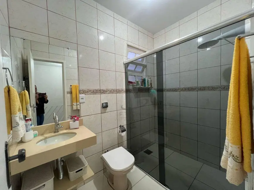 Casa com 3 quartos à venda, 397m2 em Jardim Belvedere, Volta Redonda - RJ - imagem 8 Foto 8 de Casa com 3 quartos à venda, 397m2 em Jardim Belvedere, Volta Redonda - RJ