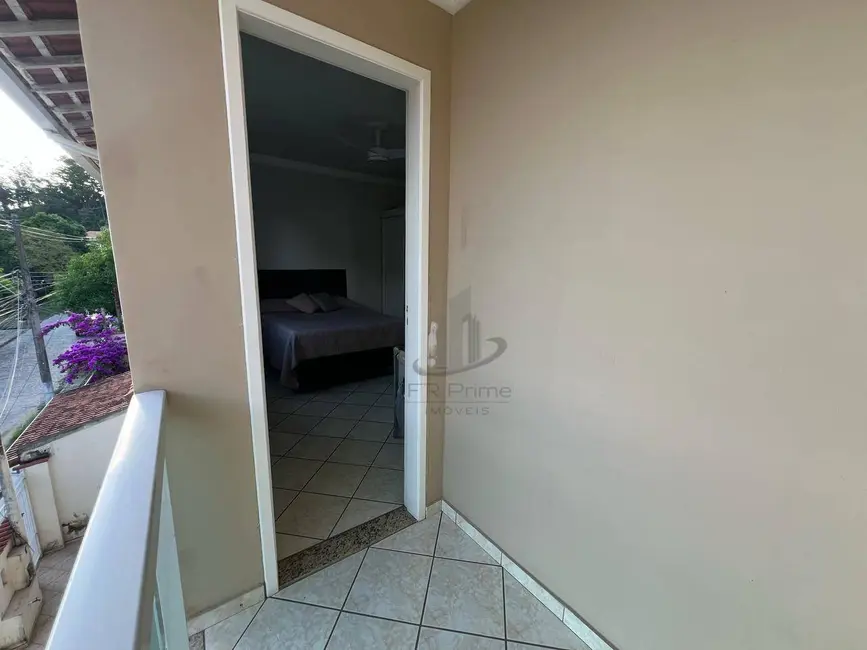 Casa com 3 quartos à venda, 397m2 em Jardim Belvedere, Volta Redonda - RJ - imagem 6 Foto 6 de Casa com 3 quartos à venda, 397m2 em Jardim Belvedere, Volta Redonda - RJ