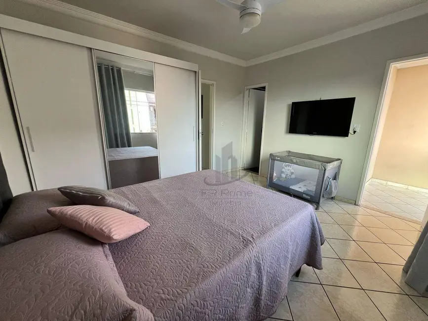 Casa com 3 quartos à venda, 397m2 em Jardim Belvedere, Volta Redonda - RJ - imagem 4 Foto 4 de Casa com 3 quartos à venda, 397m2 em Jardim Belvedere, Volta Redonda - RJ