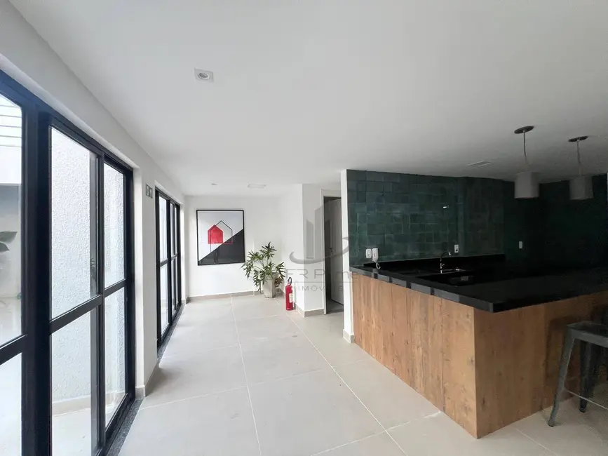 Foto 2 de Apartamento com 1 quarto para alugar, 23m2 em Monte Castelo, Volta Redonda - RJ