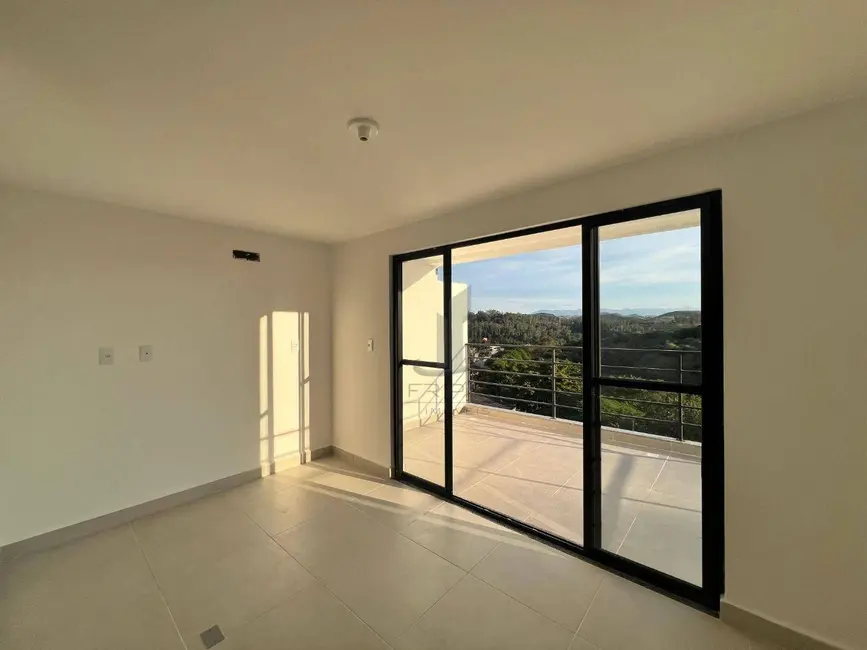 Foto 1 de Apartamento com 1 quarto à venda e para alugar, 57m2 em Monte Castelo, Volta Redonda - RJ