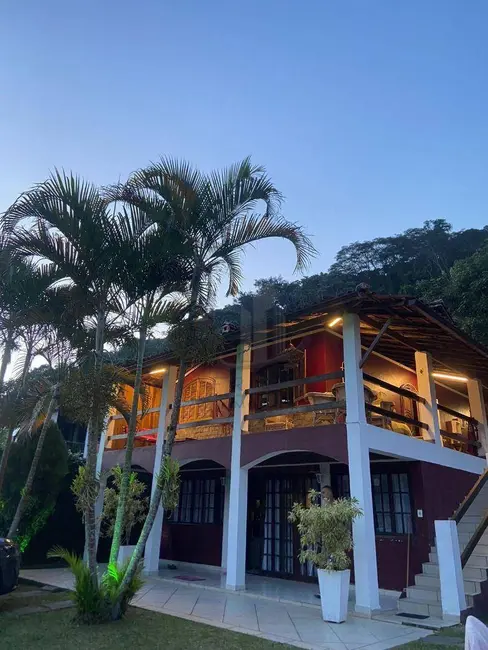 Foto 8 de Casa com 3 quartos à venda, 1200m2 em Barra Do Pirai - RJ