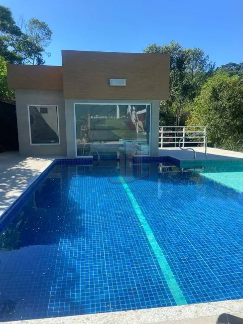 Foto 9 de Casa com 3 quartos à venda, 1200m2 em Barra Do Pirai - RJ